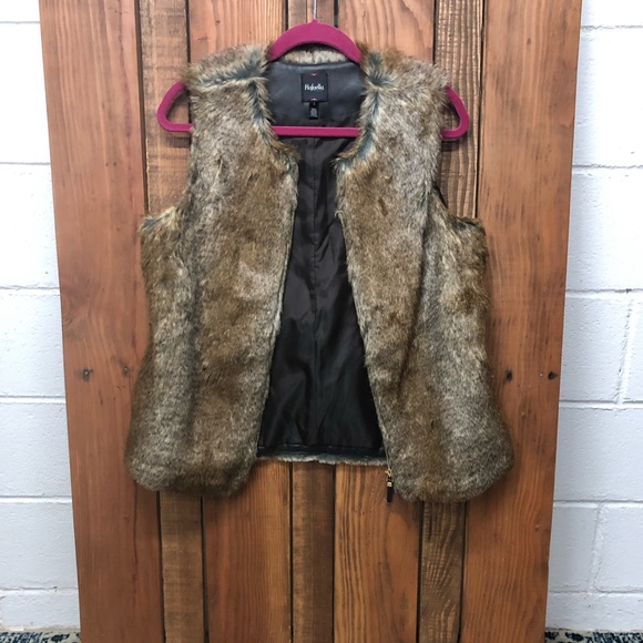 Faux fur size 8 medium brown vest - Picture 3 of 6